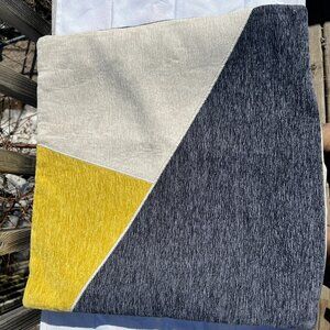 Soft throw pillow cover, like new